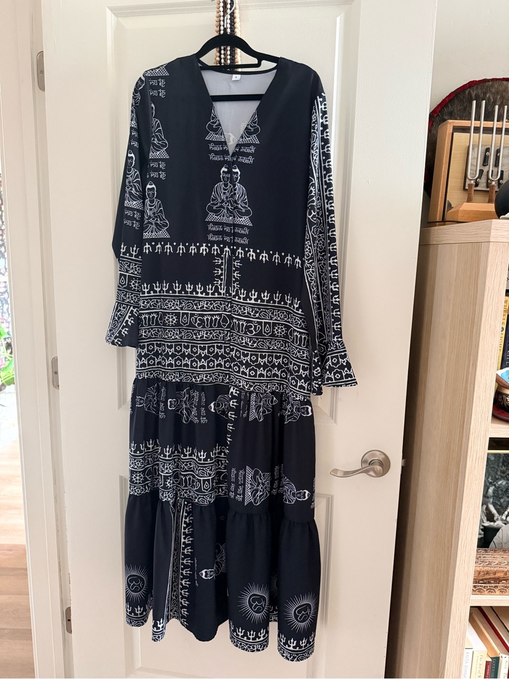 Black & White Printed Long Sleeve Maxi Dress